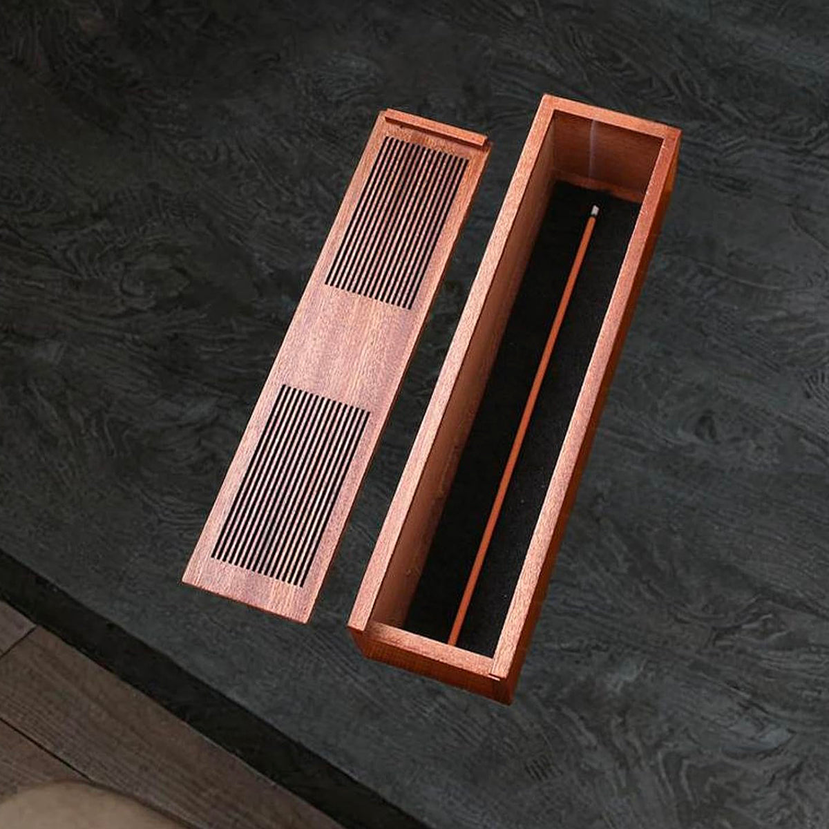 Yajuyi / Wooden Incense Box
