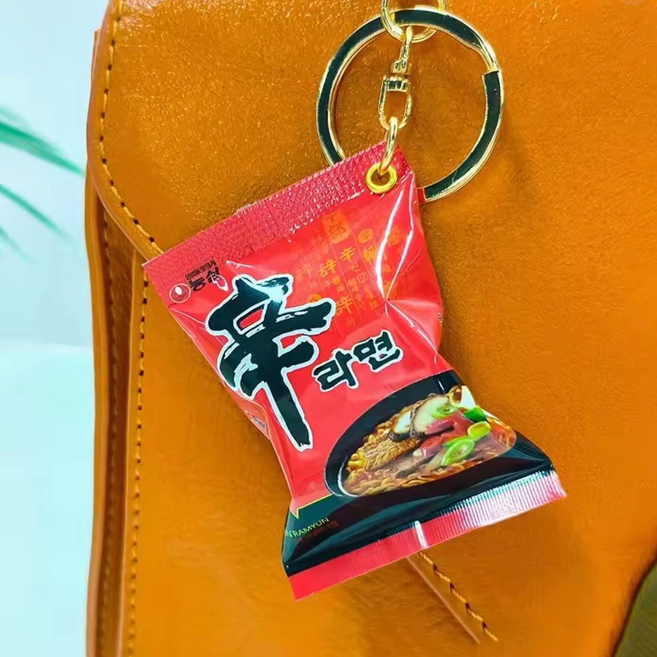 Nongshim / Spicy Ramyun Noodle Keyring
