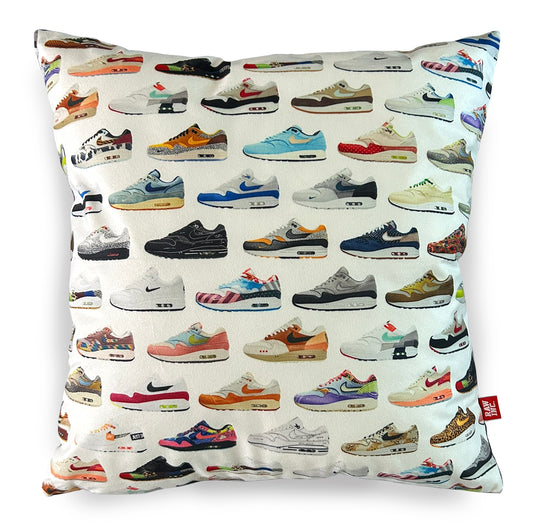 Raw Inc / AM1 Series Sneaker 45x45cm test print cushion