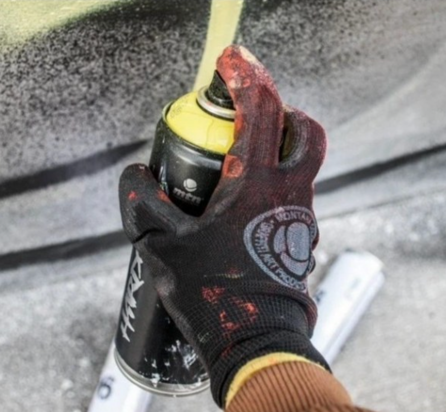 MTN / Pro Nylon Gloves